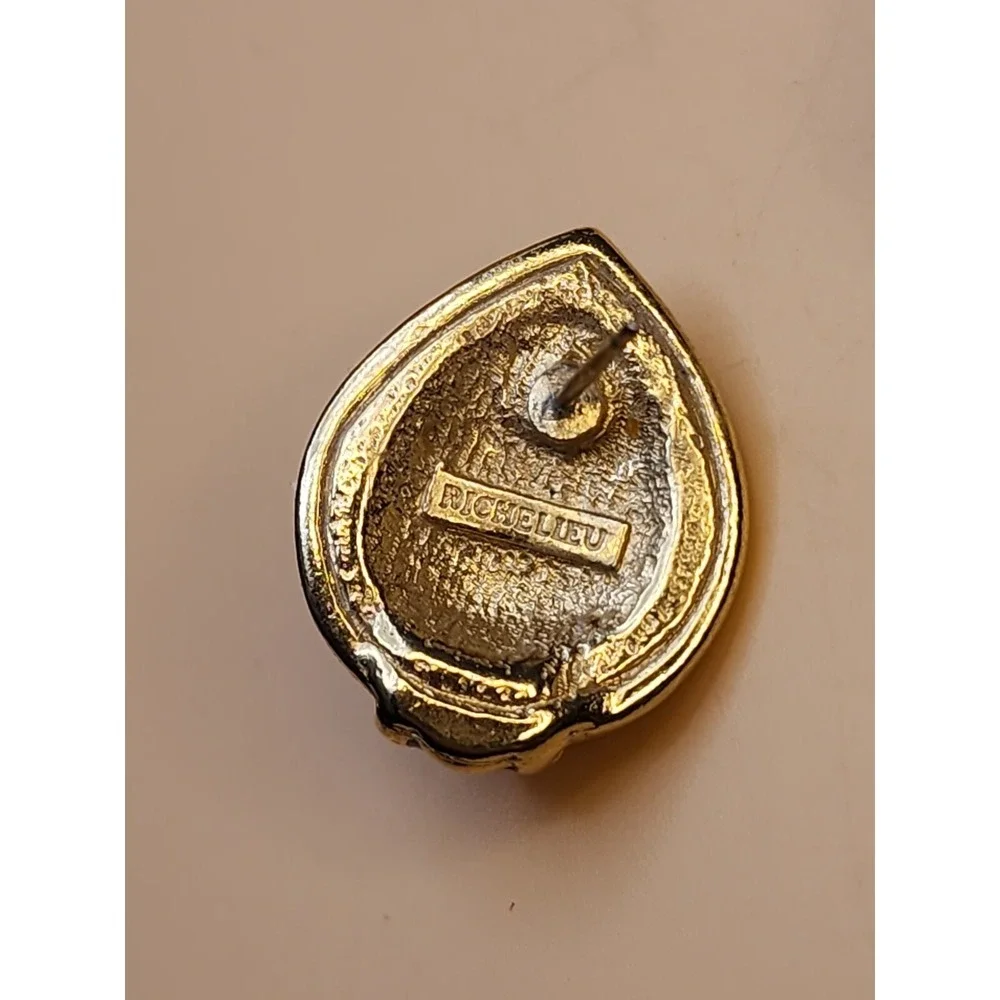 Richelieu •item excellent